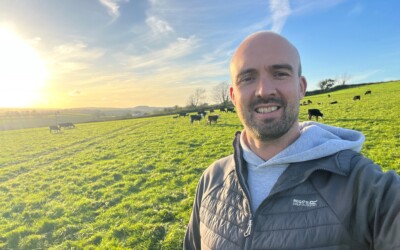 Ffermio adfywiol ac arferion cynaliadwy: Dewch i gwrdd ag Aled Evans