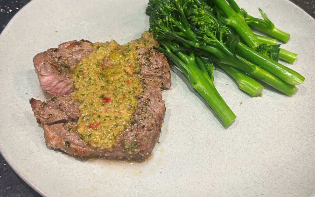 Stêc coes Cig Oen Cymru gyda chimichurri